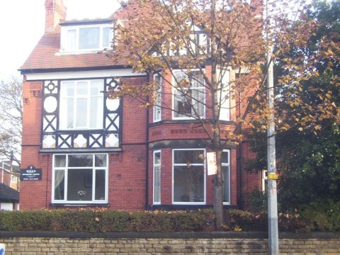 View Full Details for Barlow Moor Road 142, Didsbury, Manchester, M20 2UT