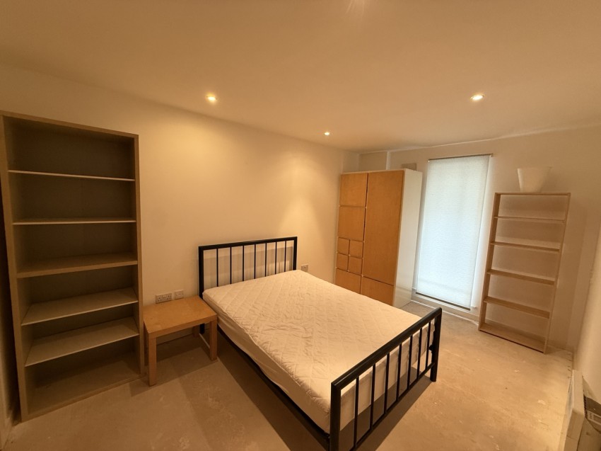Images for The Boatmans, City Road East, Manchester, M15 4QF