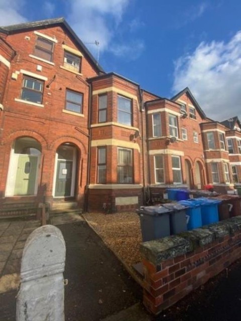 View Full Details for Central Road, Didsbury, Manchester, M20 4YE