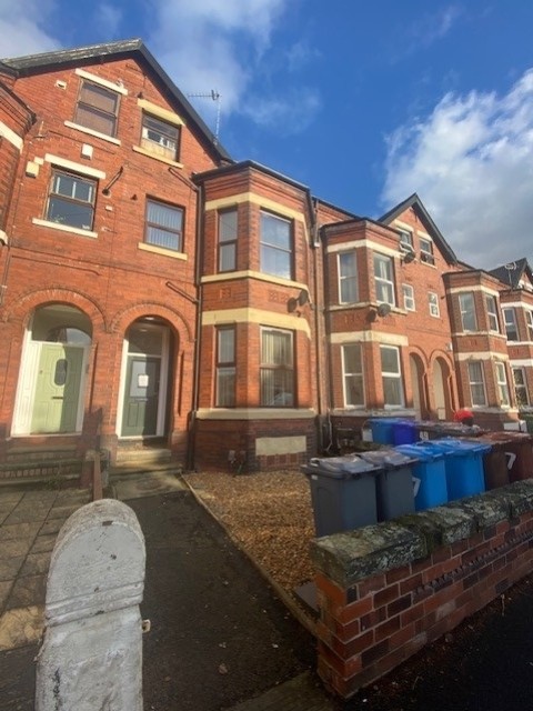View Full Details for Central Road 47, Didsbury, Manchester, M20 4YE