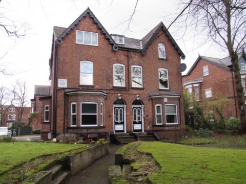 View Full Details for Heaton Moor Road, Heaton Moor, Stockport, SK4 4LB