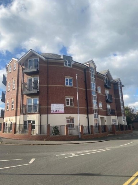 View Full Details for Alexander Court, 30 Beaver Road, Didsbury, M20 6SX