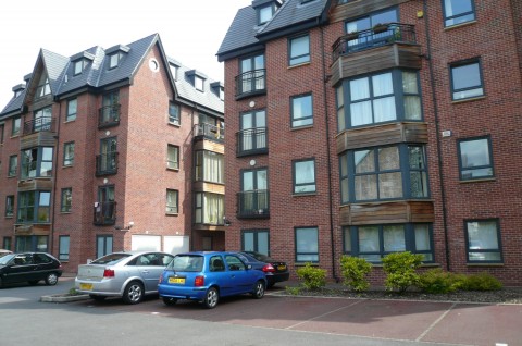 View Full Details for Apartment 10 152 Withington Road, Manchester